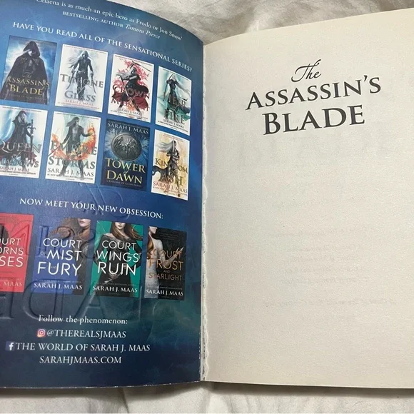 The Assassin's Blade by Sarah J. Maas OOP UK paperback. - Picture 9 of 9